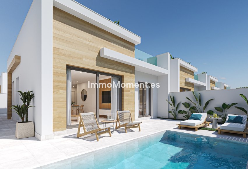 Obra nueva - Villa independiente - Jimenado