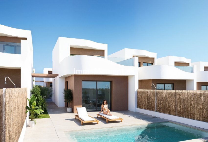 Obra nueva - Villa independiente - La Herrada