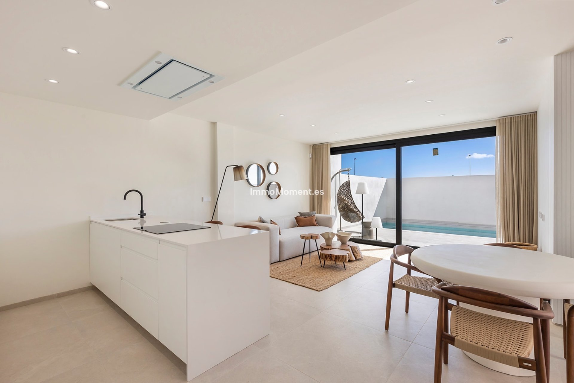 Obra nueva - Villa independiente - Los Alcázares