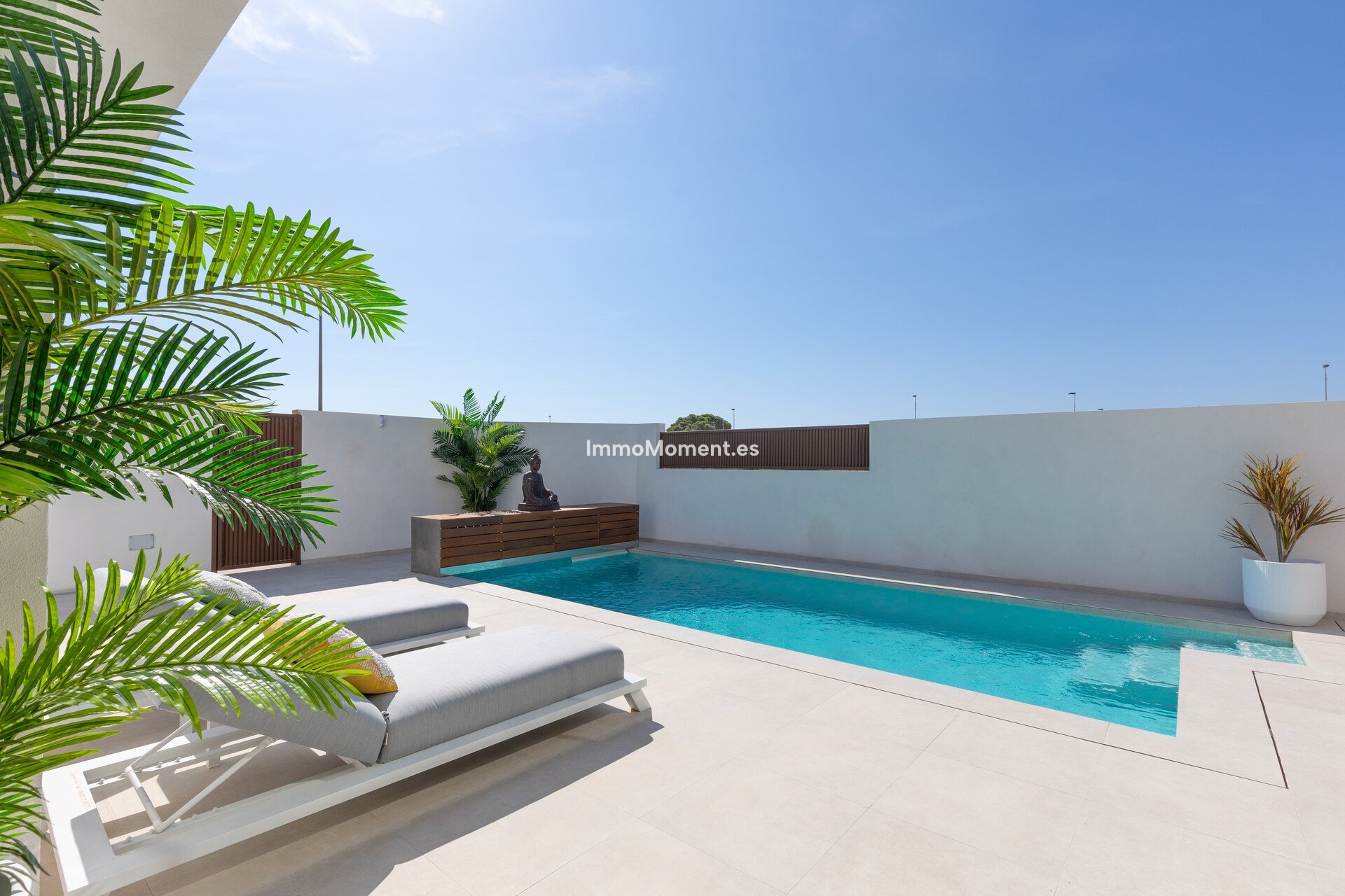 Obra nueva - Villa independiente - Los Alcázares