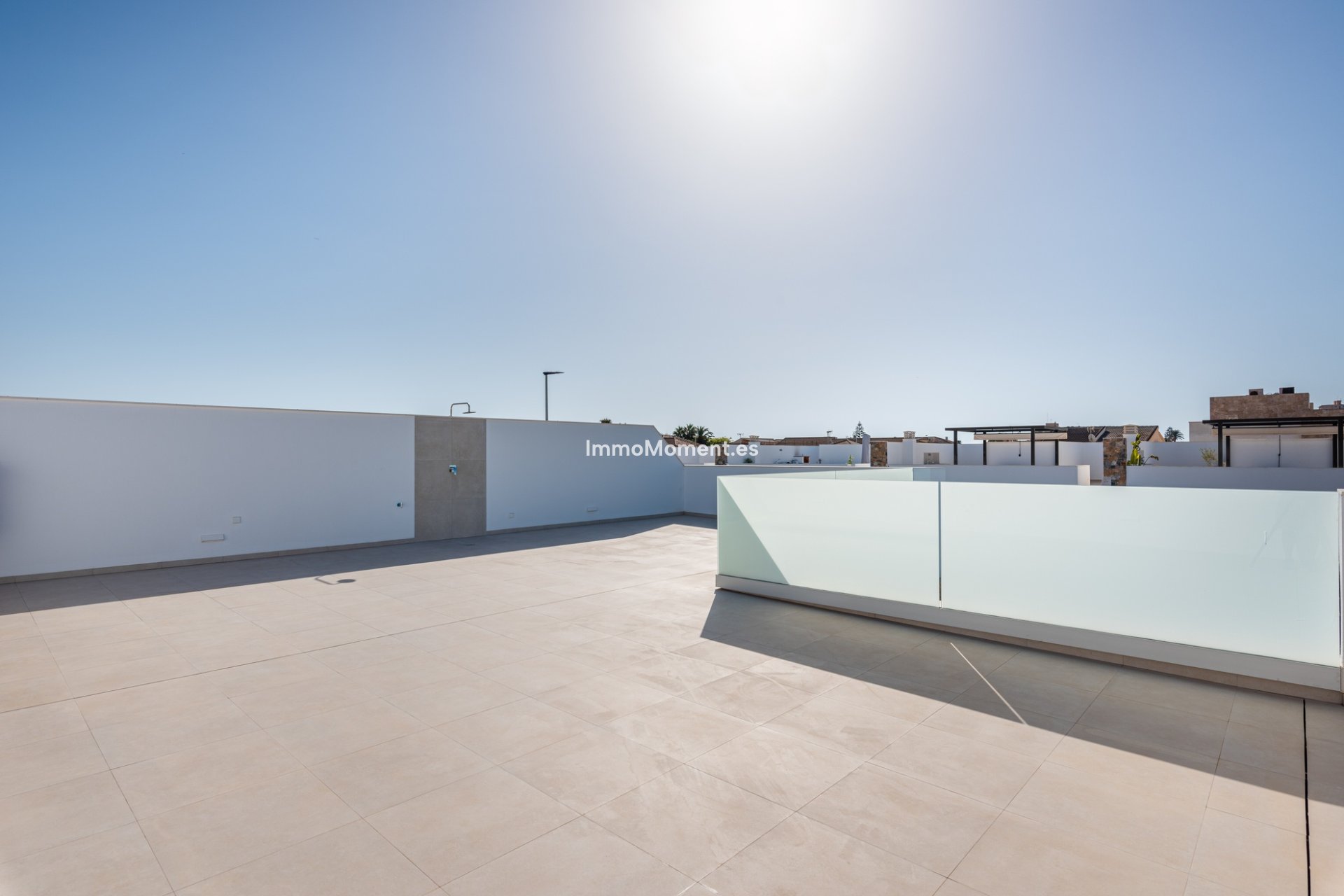 Obra nueva - Villa independiente - Los Alcázares