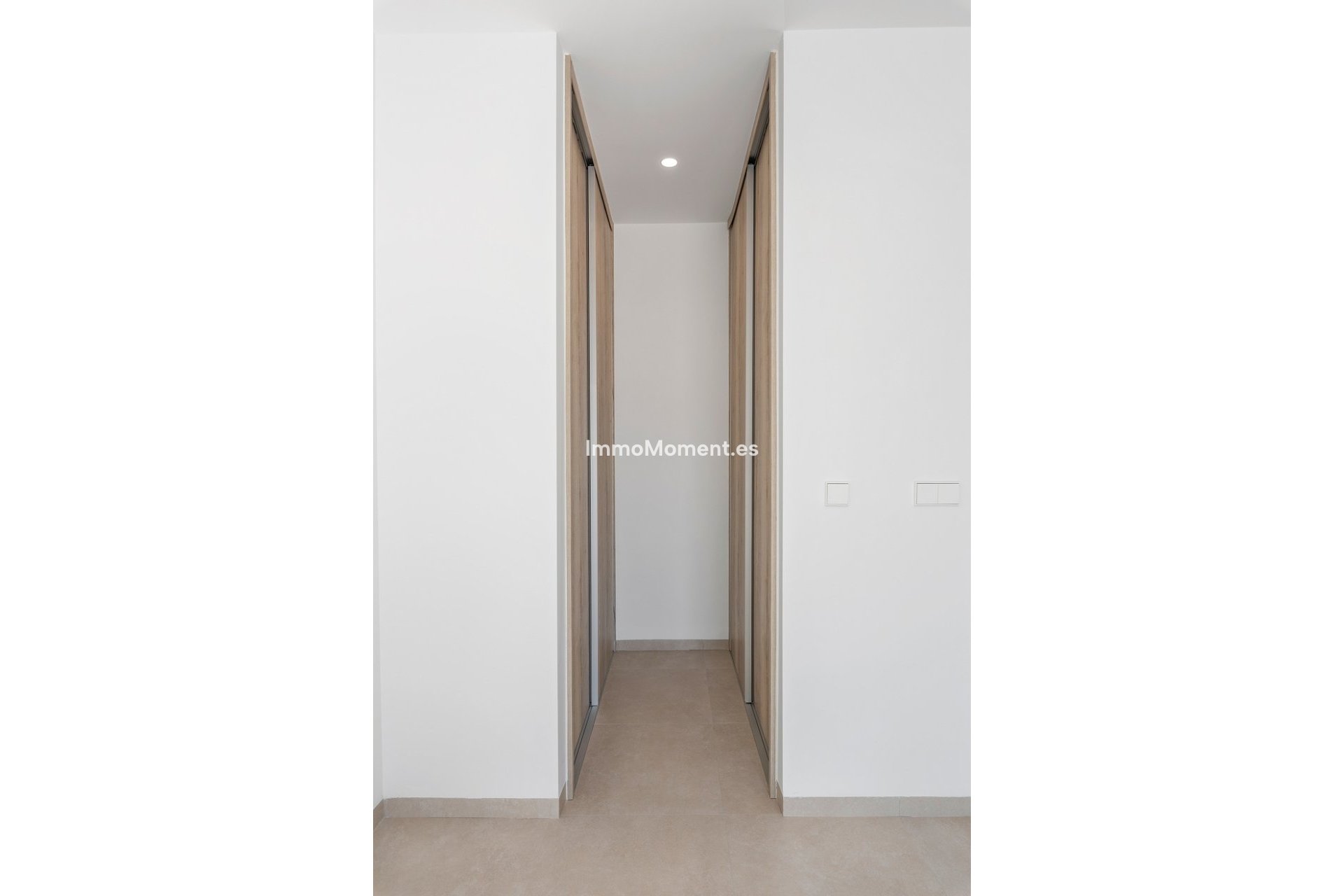 Obra nueva - Villa independiente - Los Alcázares