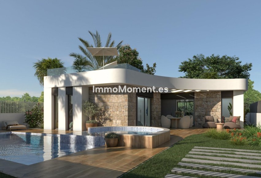 Obra nueva - Villa independiente - Los Montesinos