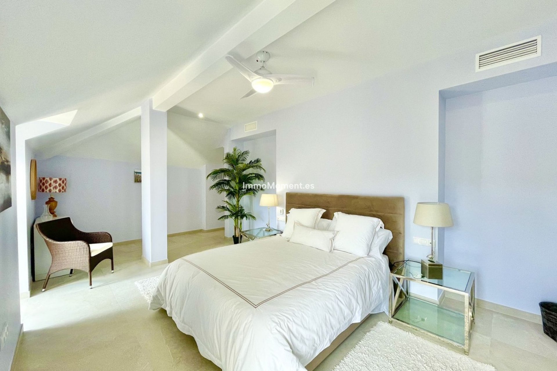 Obra nueva - Villa independiente - Marbella - La Mairena