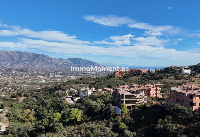Obra nueva - Villa independiente - Marbella - La Mairena