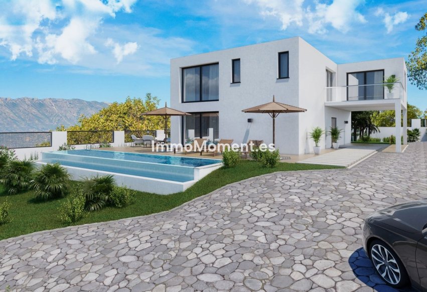 Obra nueva - Villa independiente - Marbella - La Mairena