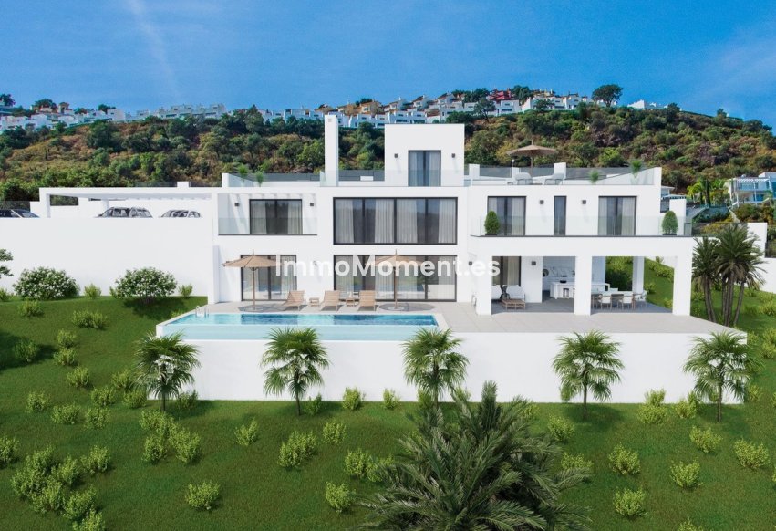 Obra nueva - Villa independiente - Marbella - La Mairena