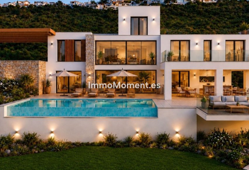 Obra nueva - Villa independiente - Marbella - La Mairena