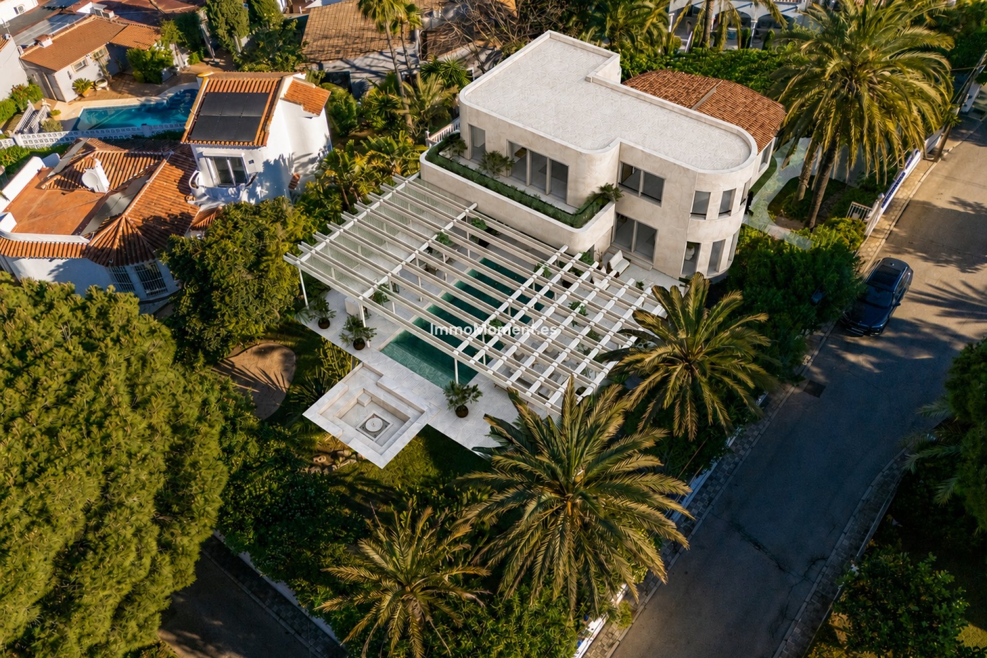 Obra nueva - Villa independiente - Marbella - Marbesa