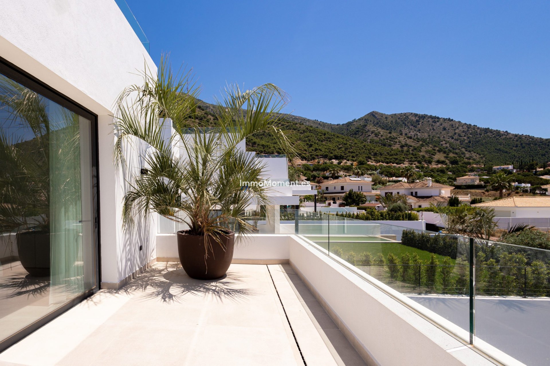 Obra nueva - Villa independiente - Mijas