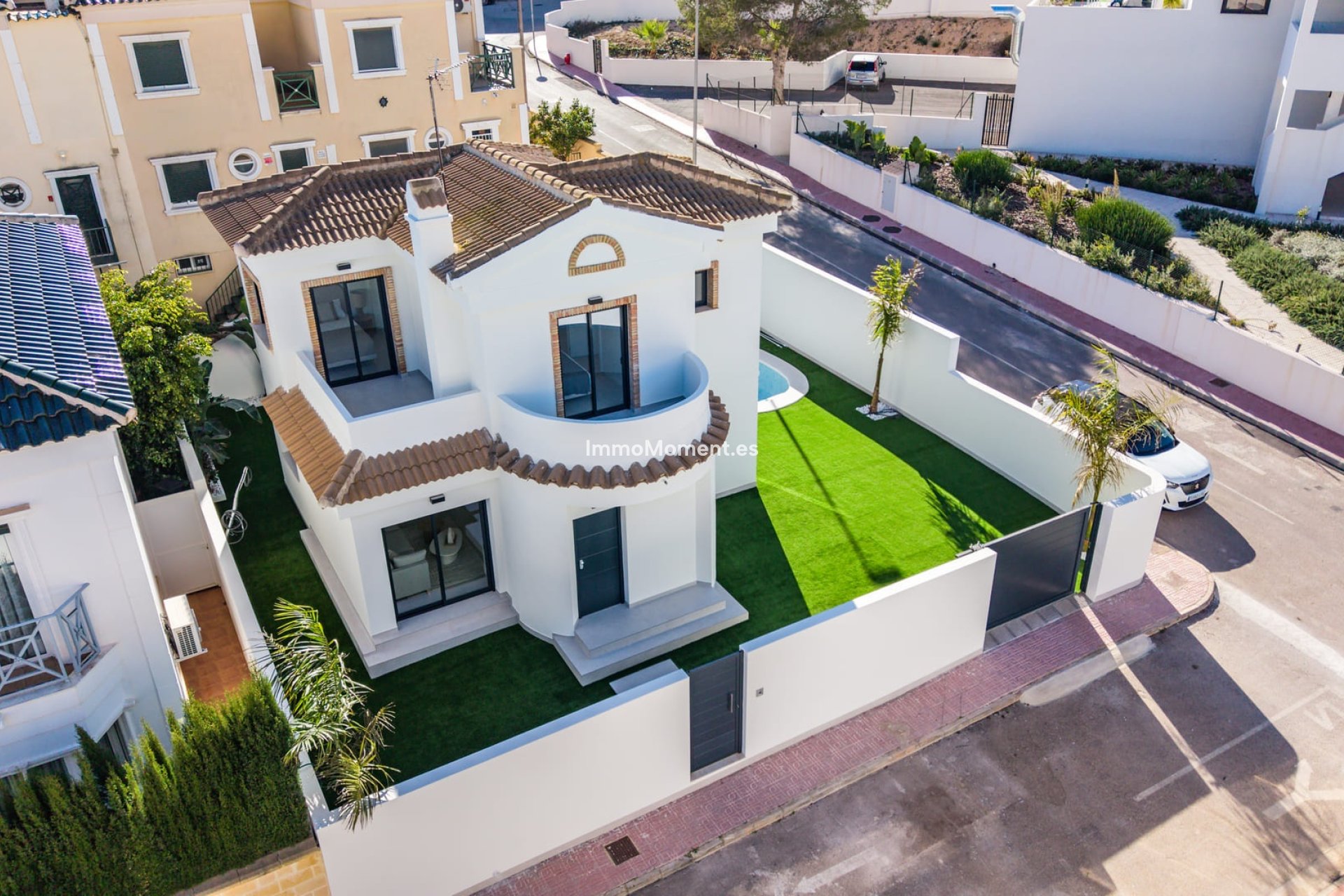 Obra nueva - Villa independiente - Orihuela Costa