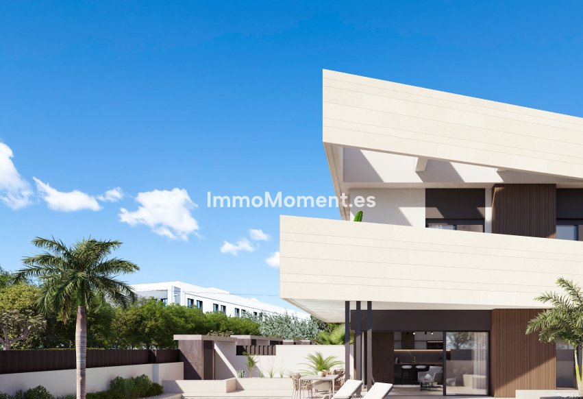 Obra nueva - Villa independiente - Pilar de la Horadada
