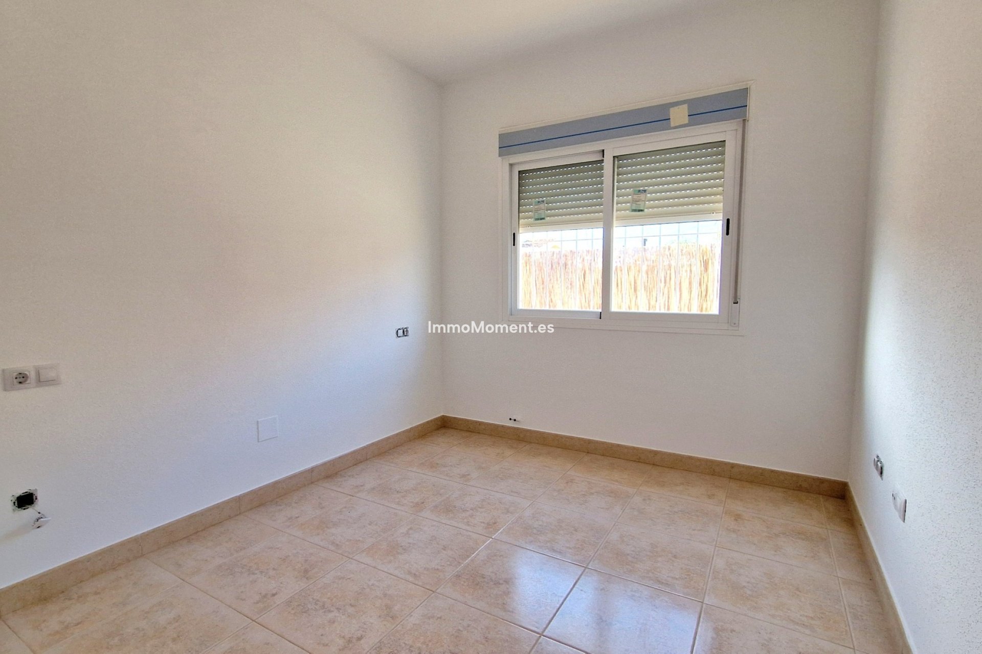 Obra nueva - Villa independiente - Purias