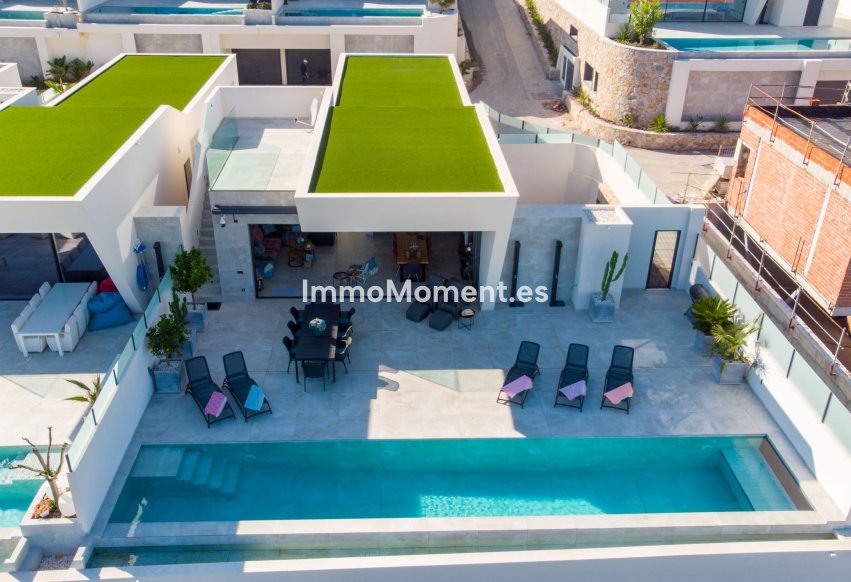 Obra nueva - Villa independiente - Rojales