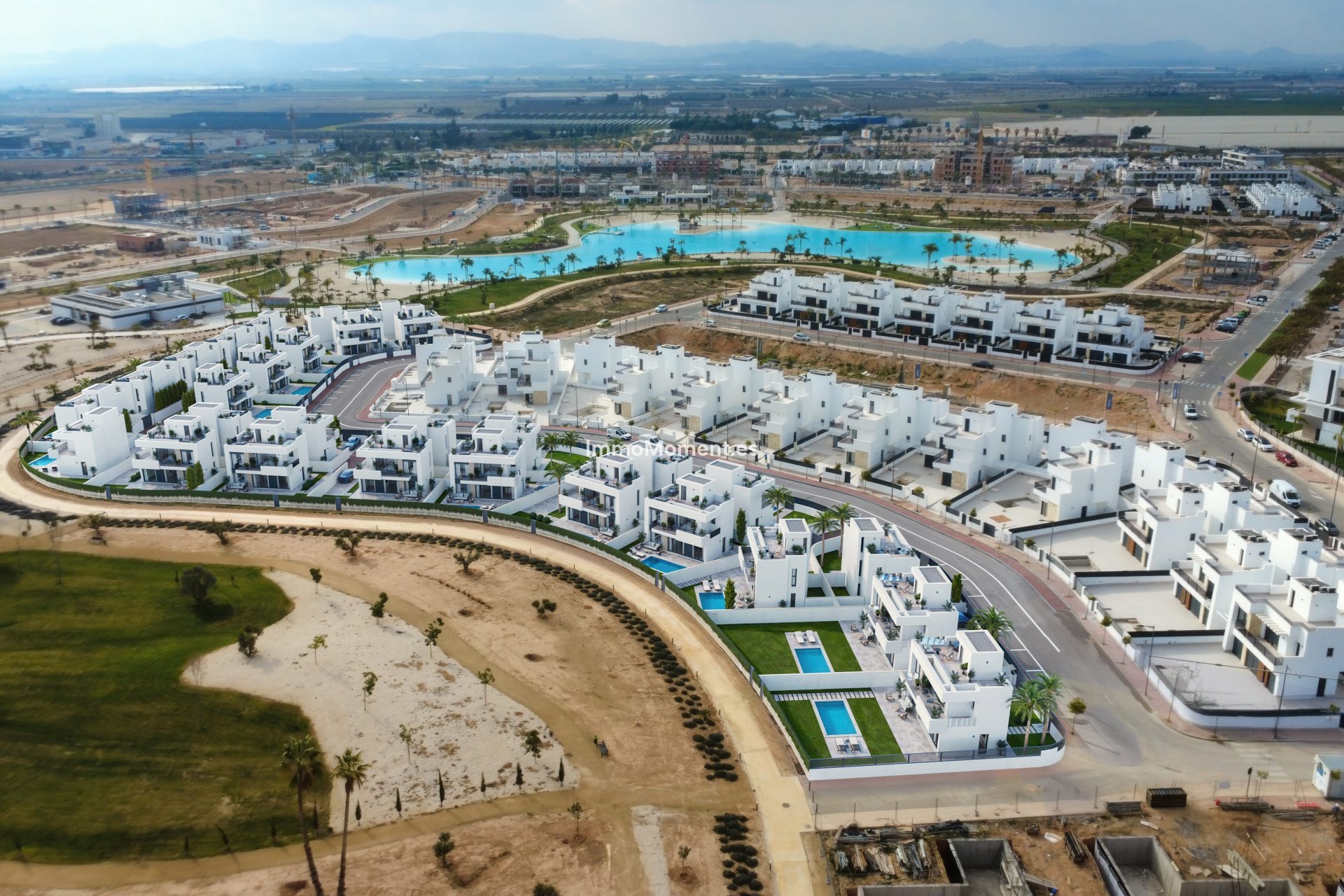 Obra nueva - Villa independiente - Santa Rosalía