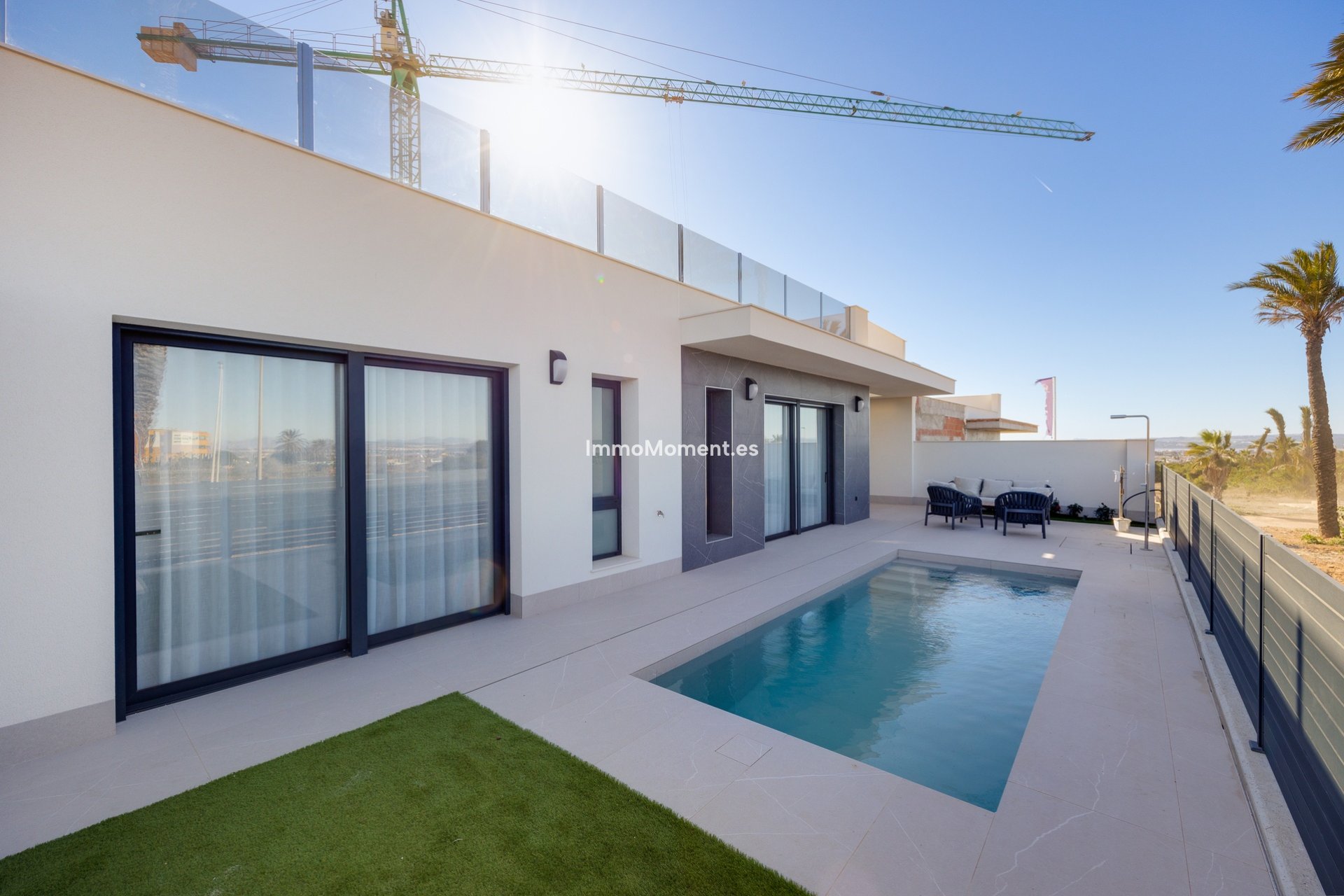 Obra nueva - Villa independiente - Torrevieja