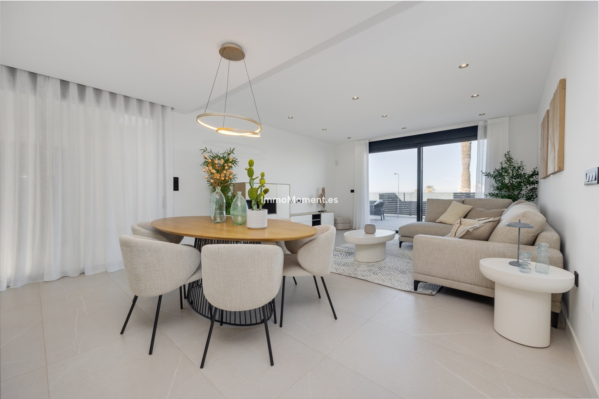 Obra nueva - Villa independiente - Torrevieja