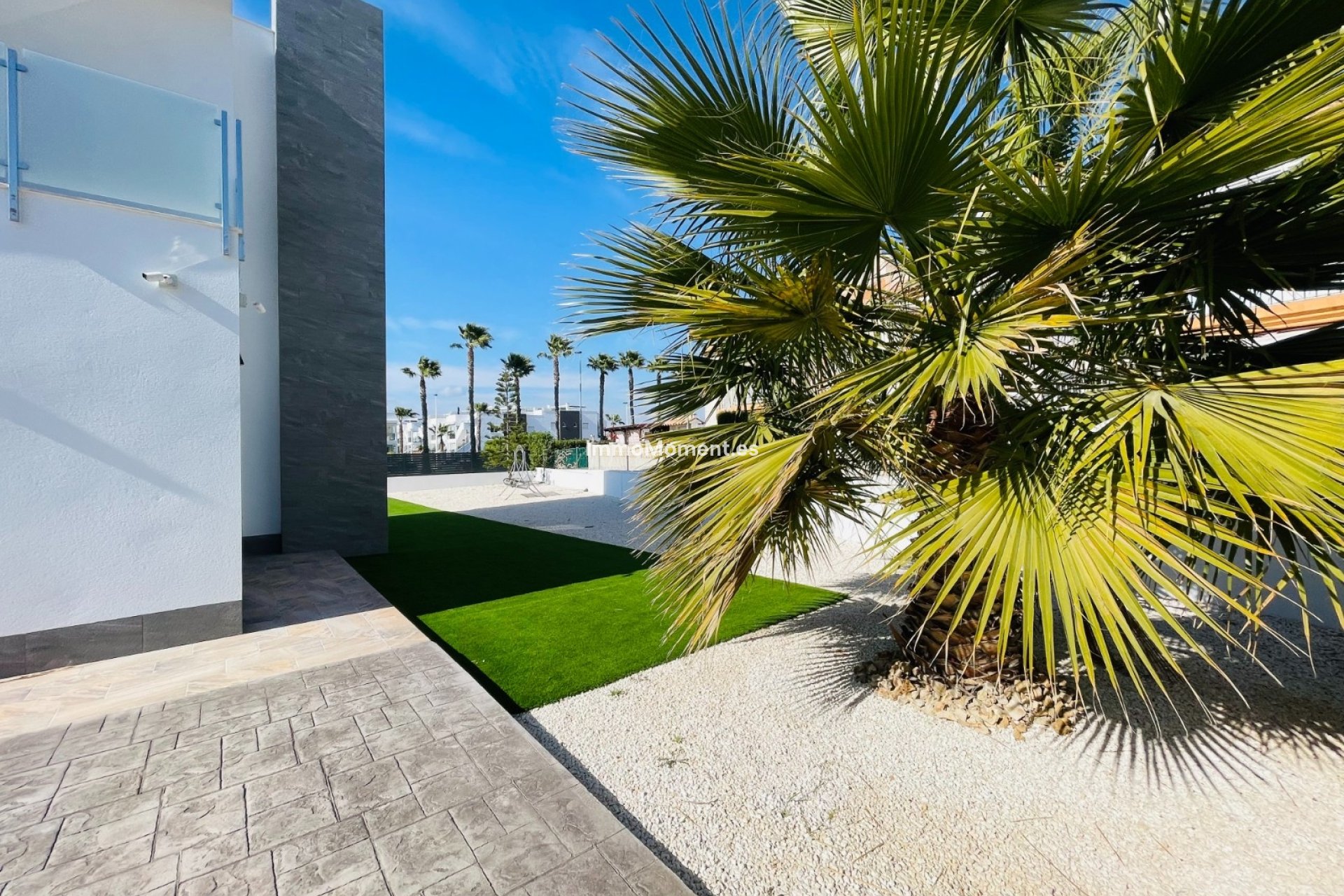 Obra nueva - Villa independiente - Torrevieja