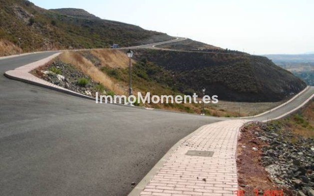 Perceel - Bestaande woning - Binnenland  - Coín