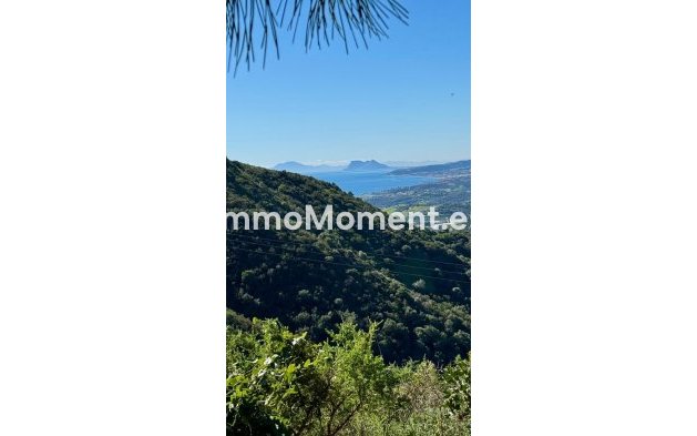 Plot - Resale - Estepona - Estepona Centro