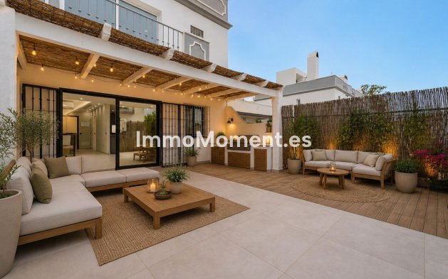 Reihenhaus - Wiederverkauf - Estepona  - Estepona Centro