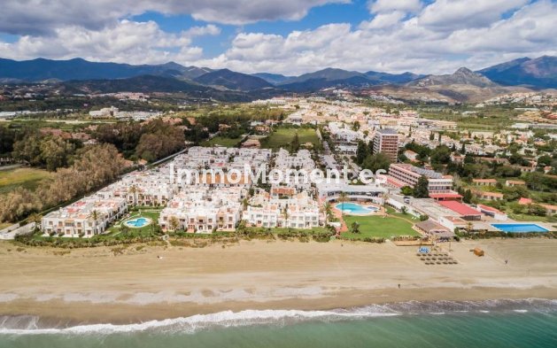 Reihenhaus - Wiederverkauf - Estepona  - Estepona Centro