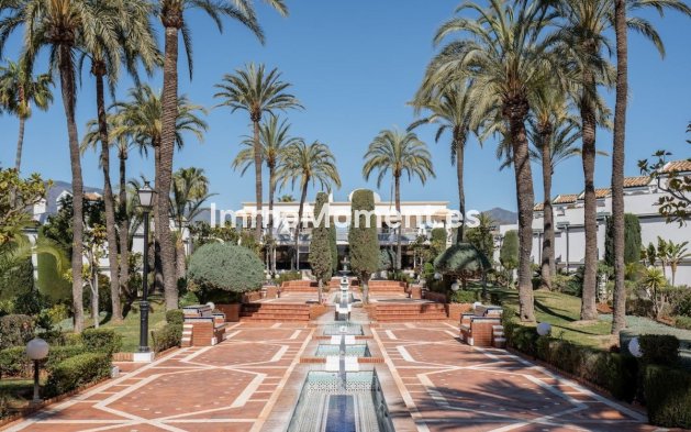 Reihenhaus - Wiederverkauf - Estepona  - New Golden Mile