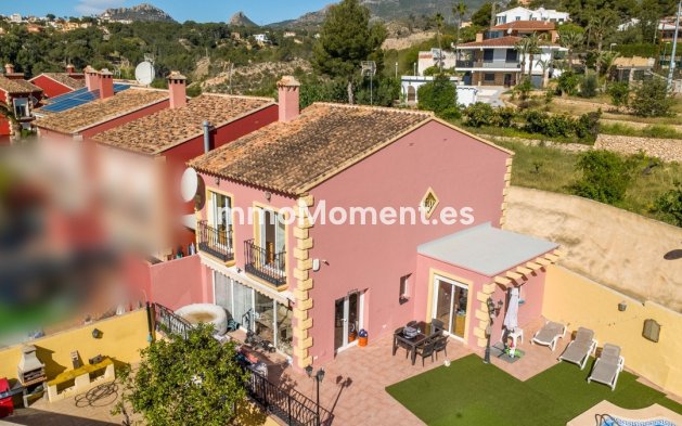 Reihenhaus - Wiederverkauf - La Nucía - La Nucia Centro