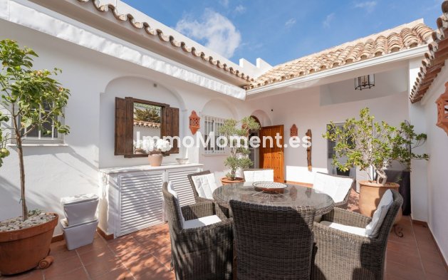 Reihenhaus - Wiederverkauf - Marbella - Nueva Andalucía