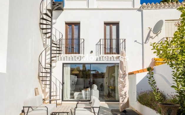 Reihenhaus - Wiederverkauf - Marbella - Nueva Andalucía