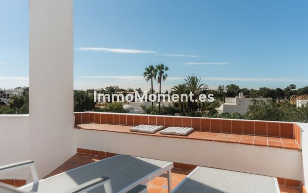 Reihenhaus - Wiederverkauf - Marbella - Nueva Andalucía