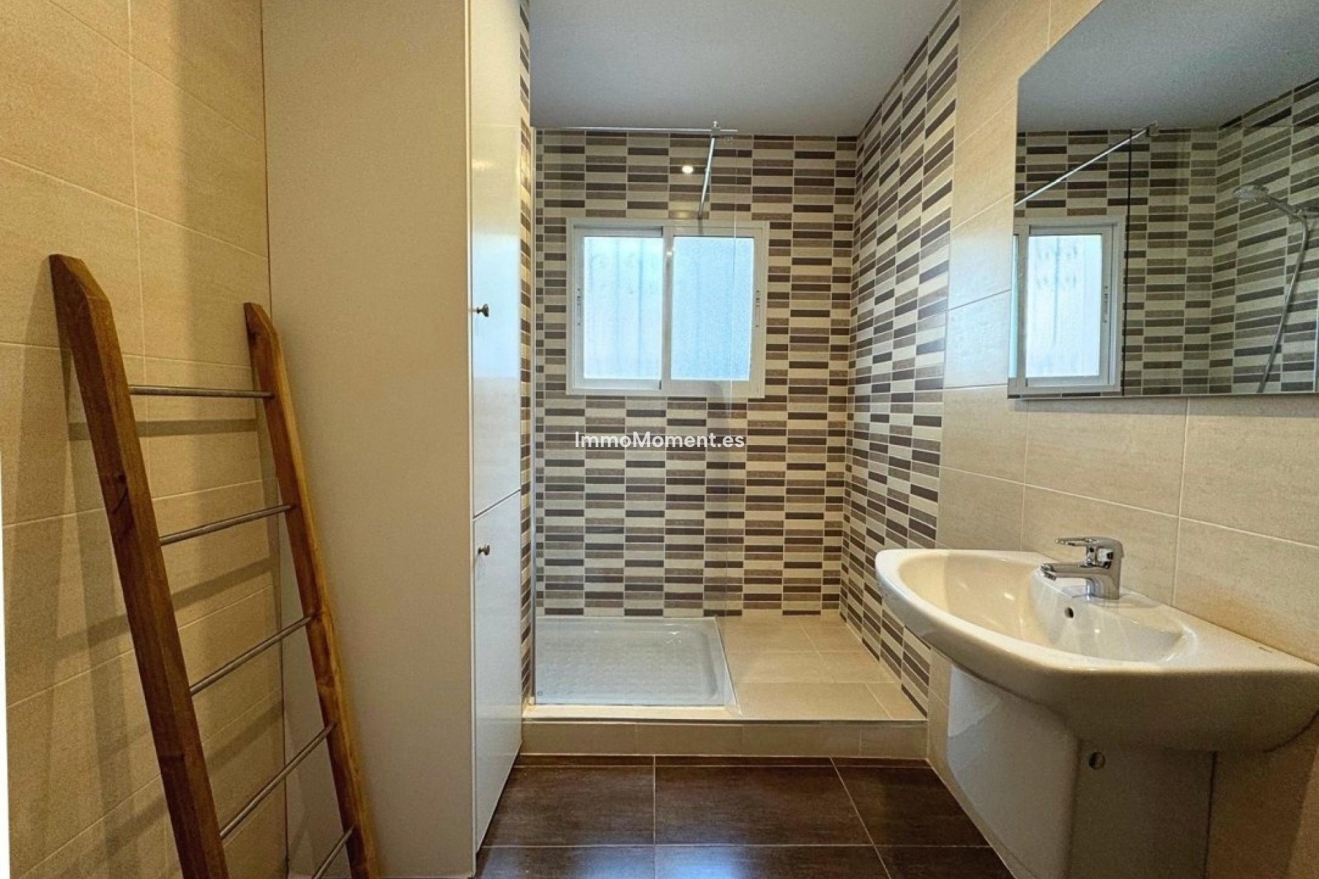 Resale - Apartment - Alfaz del Pi - Albir