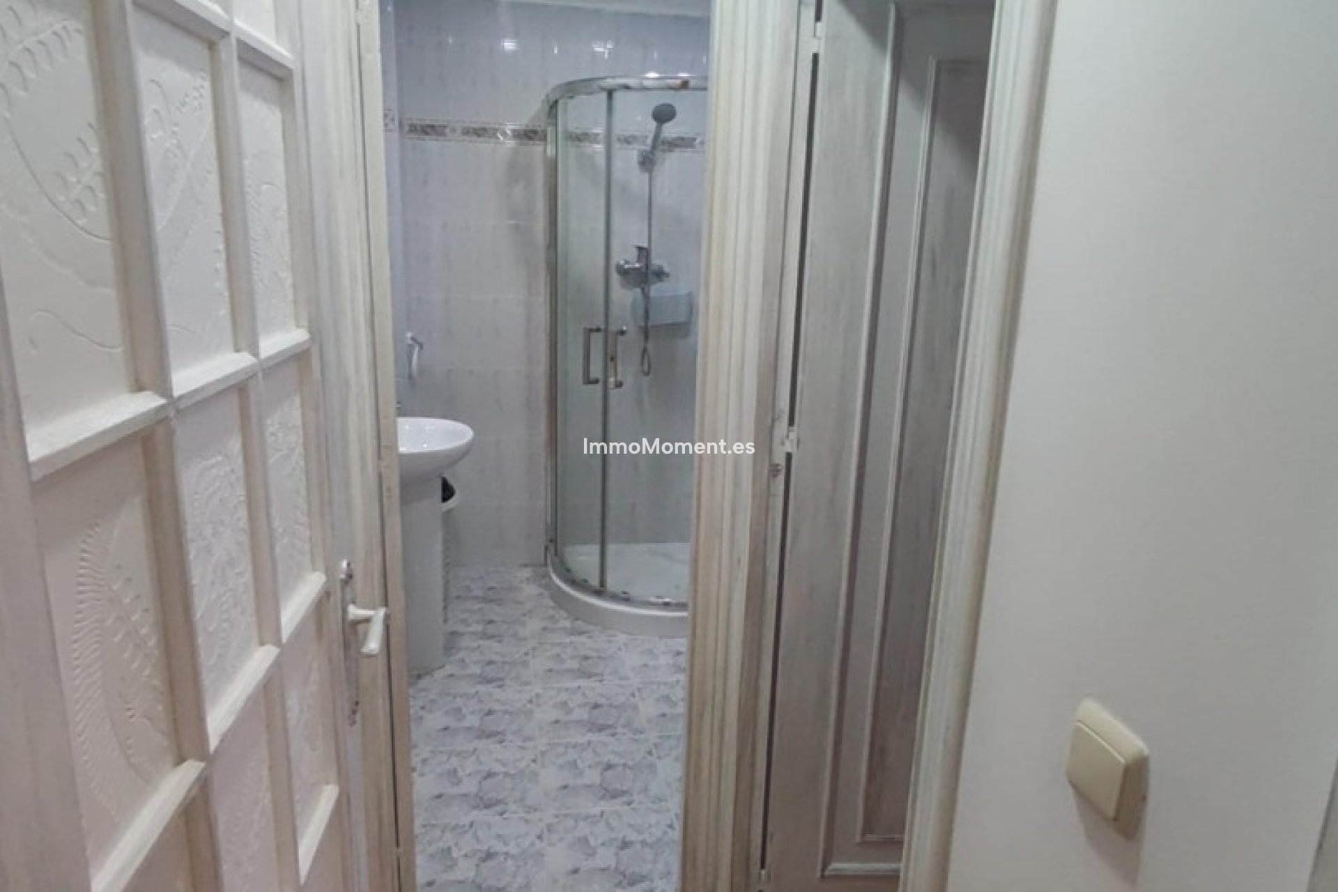 Resale - Apartment - Alicante - Alicante Centro