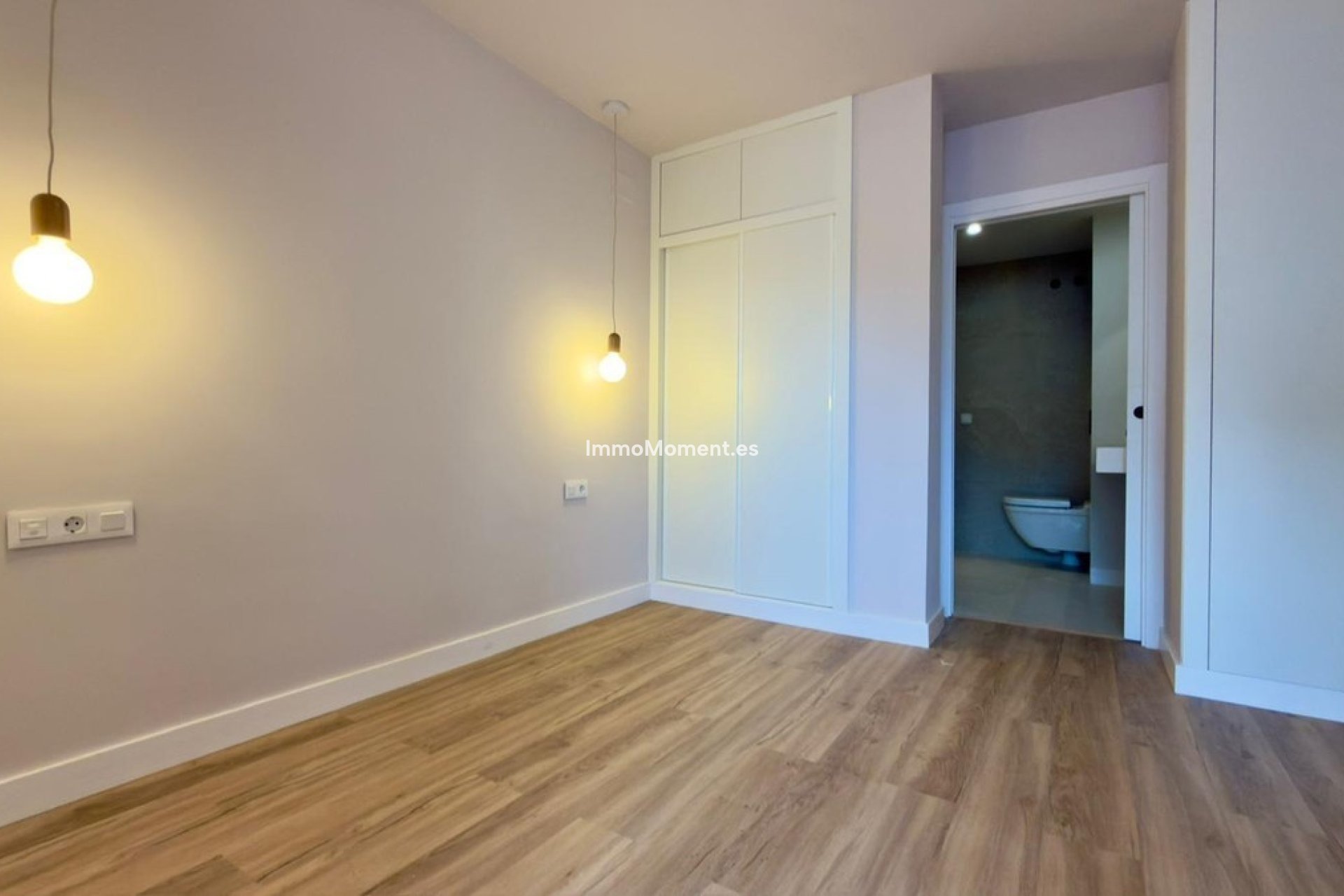 Resale - Apartment - Alicante - Alicante Centro