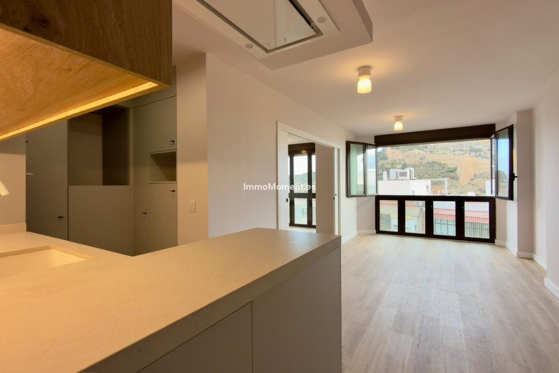 Resale - Apartment - Alicante - Alicante Centro