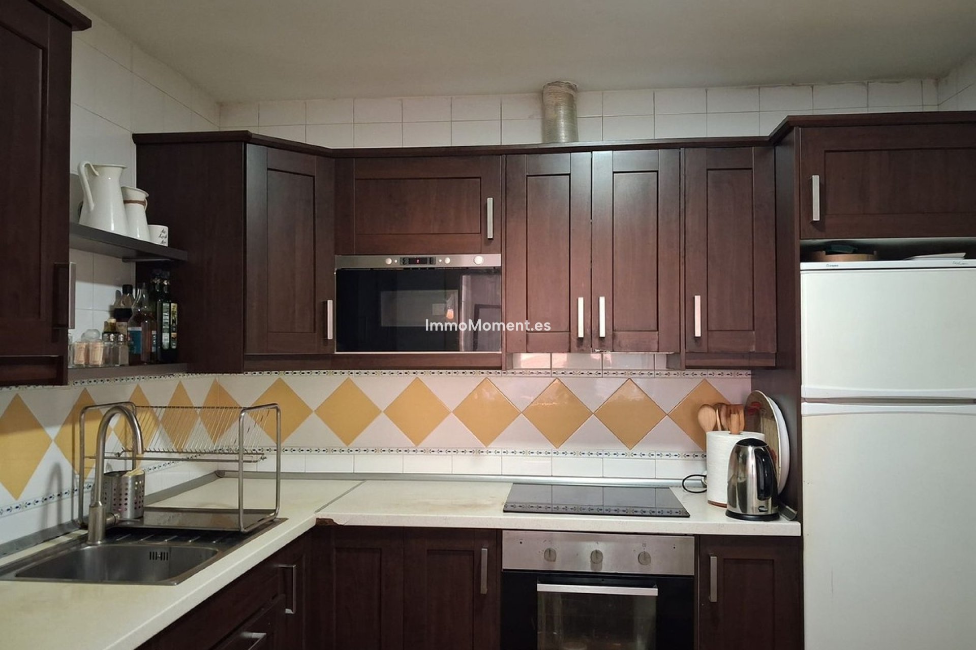 Resale - Apartment - Benahavís - Benahavís Centro