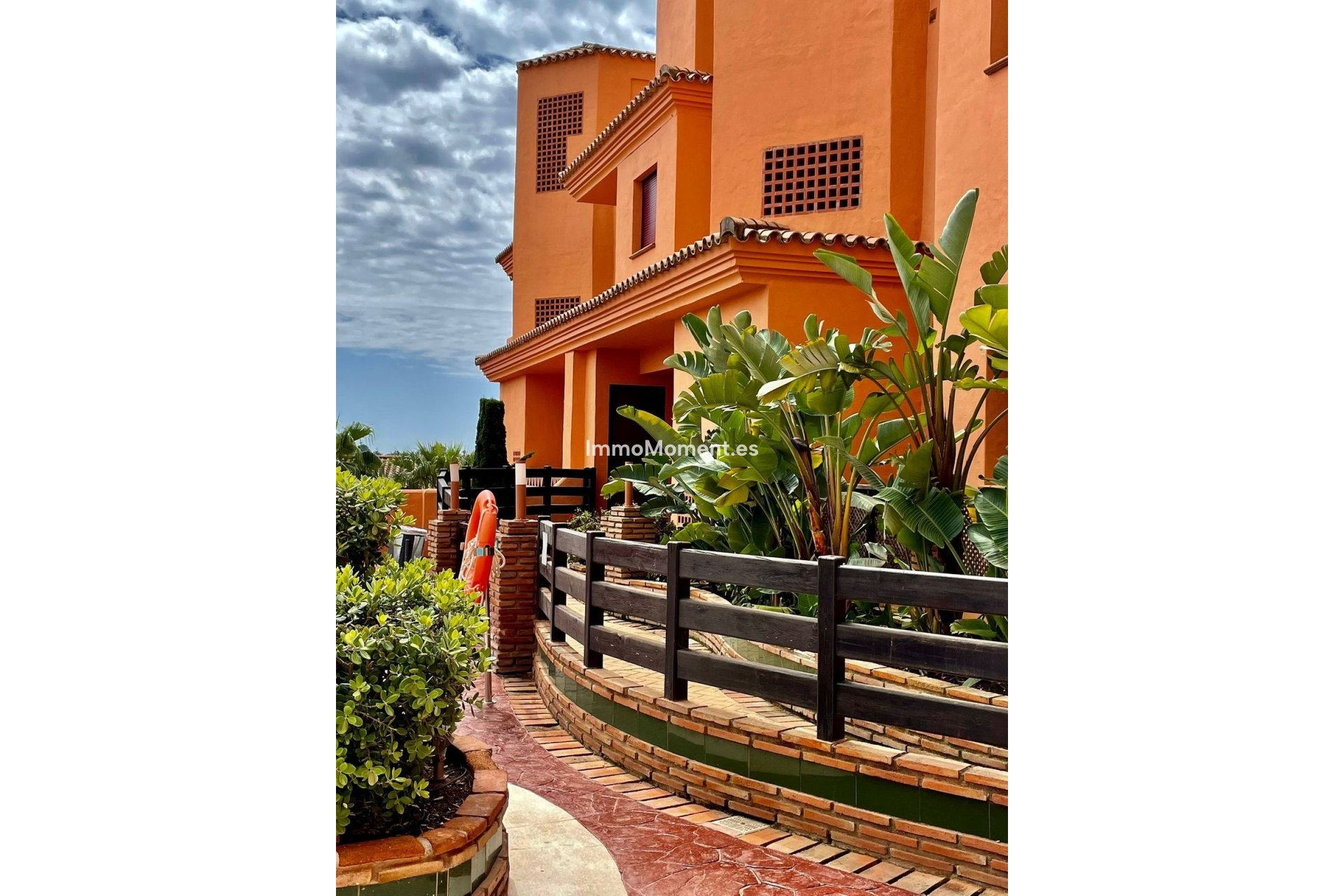 Resale - Apartment - Benahavís - Benahavís Centro