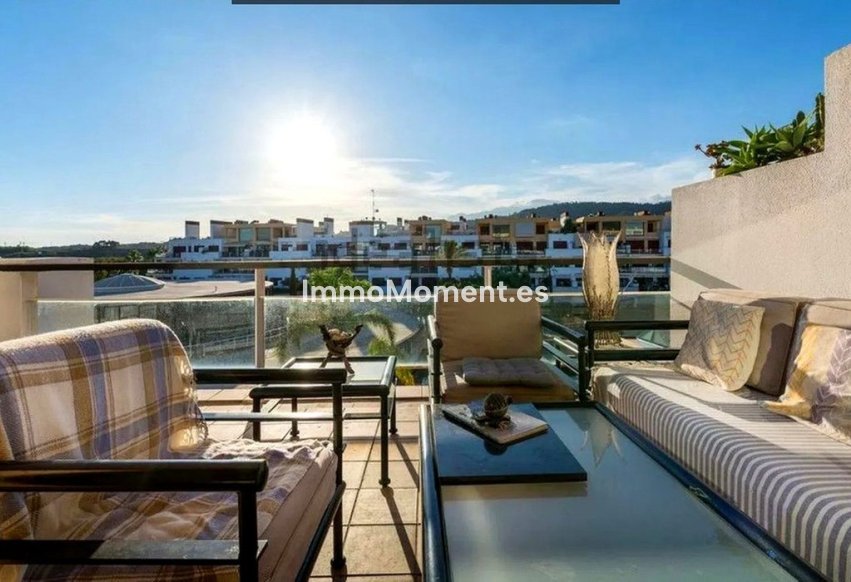 Resale - Apartment - Benahavís - Benahavís Centro
