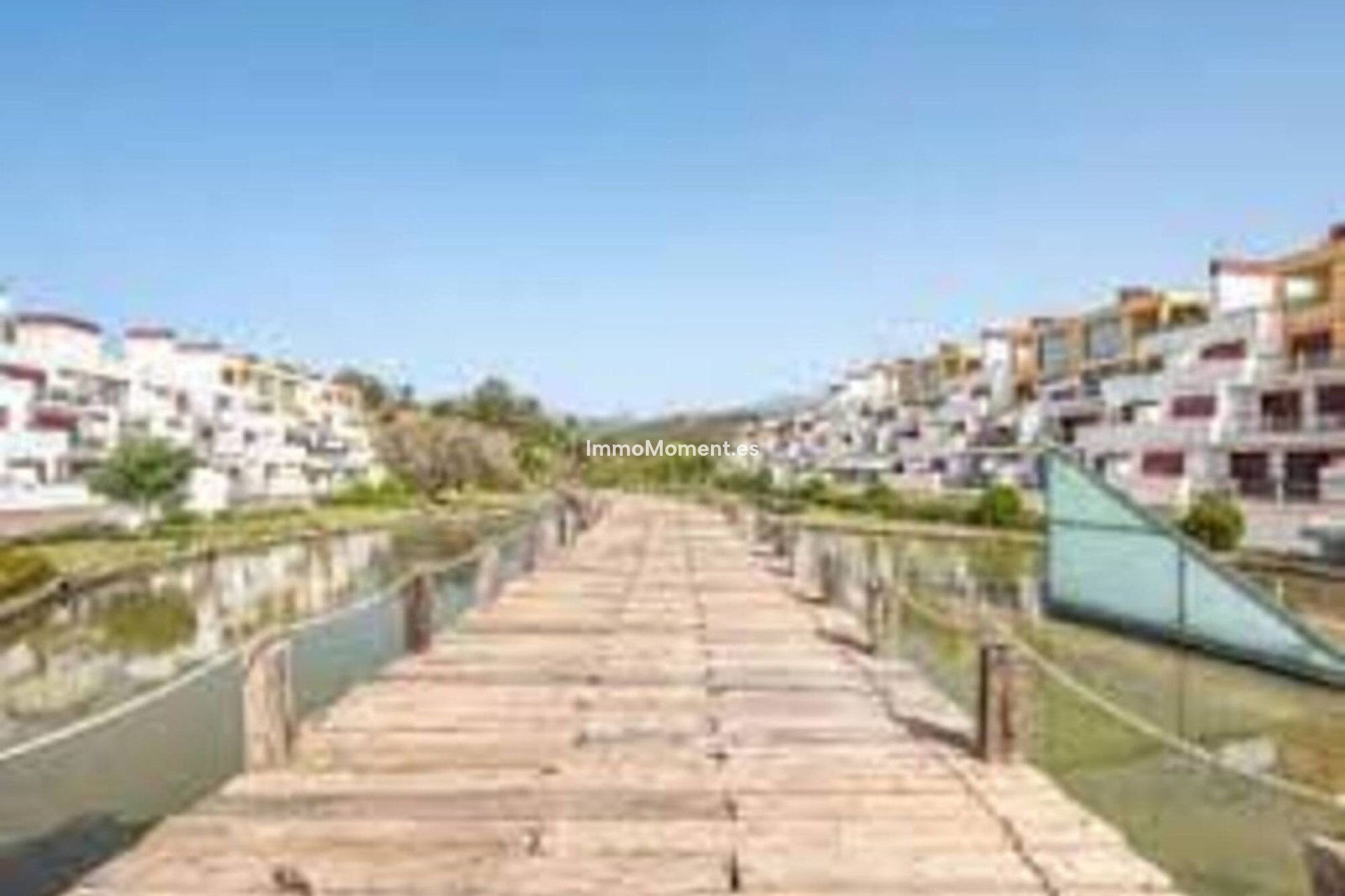 Resale - Apartment - Benahavís - Benahavís Centro