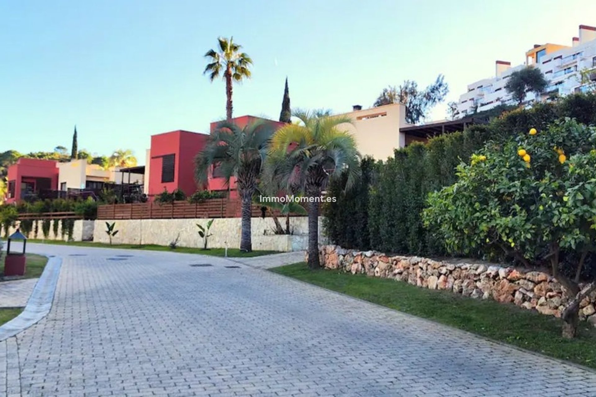 Resale - Apartment - Benahavís - Benahavís Centro