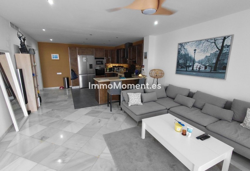 Resale - Apartment - Benahavís - Benahavís Centro
