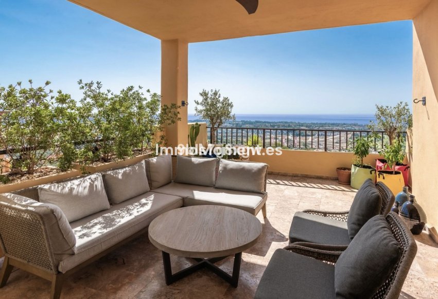 Resale - Apartment - Benahavís - Benahavís Centro