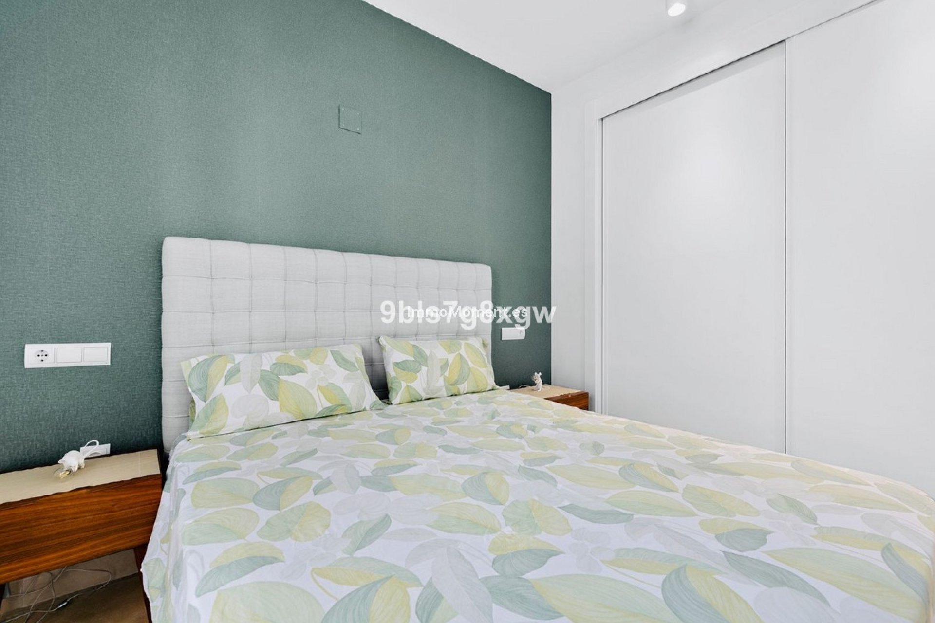 Resale - Apartment - Benahavís - Benahavís Centro