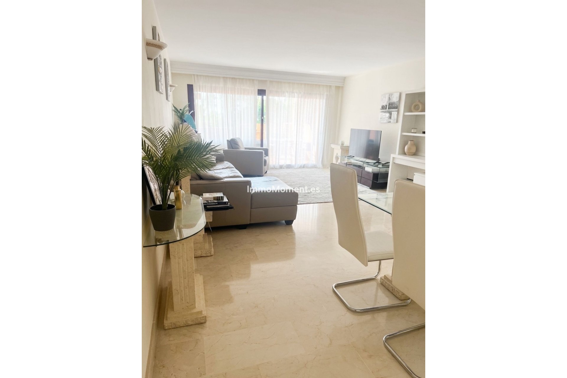 Resale - Apartment - Benahavís - Benahavís Centro