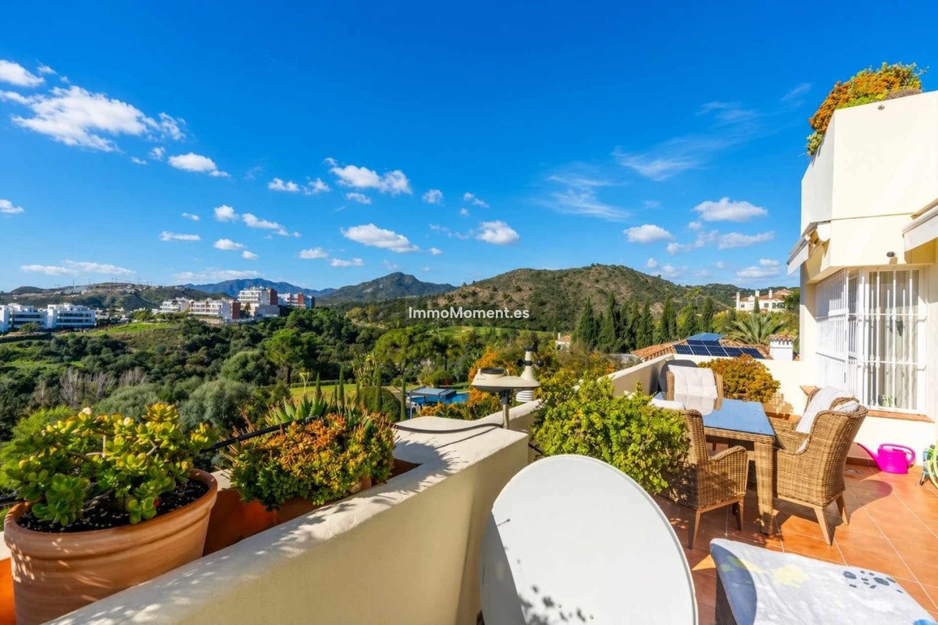 Resale - Apartment - Benahavís - Benahavís Centro
