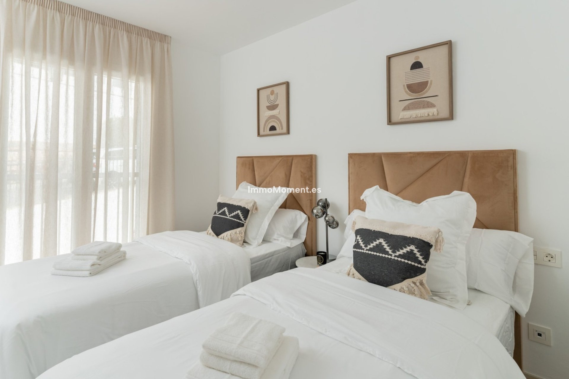 Resale - Apartment - Benahavís - Benahavís Centro