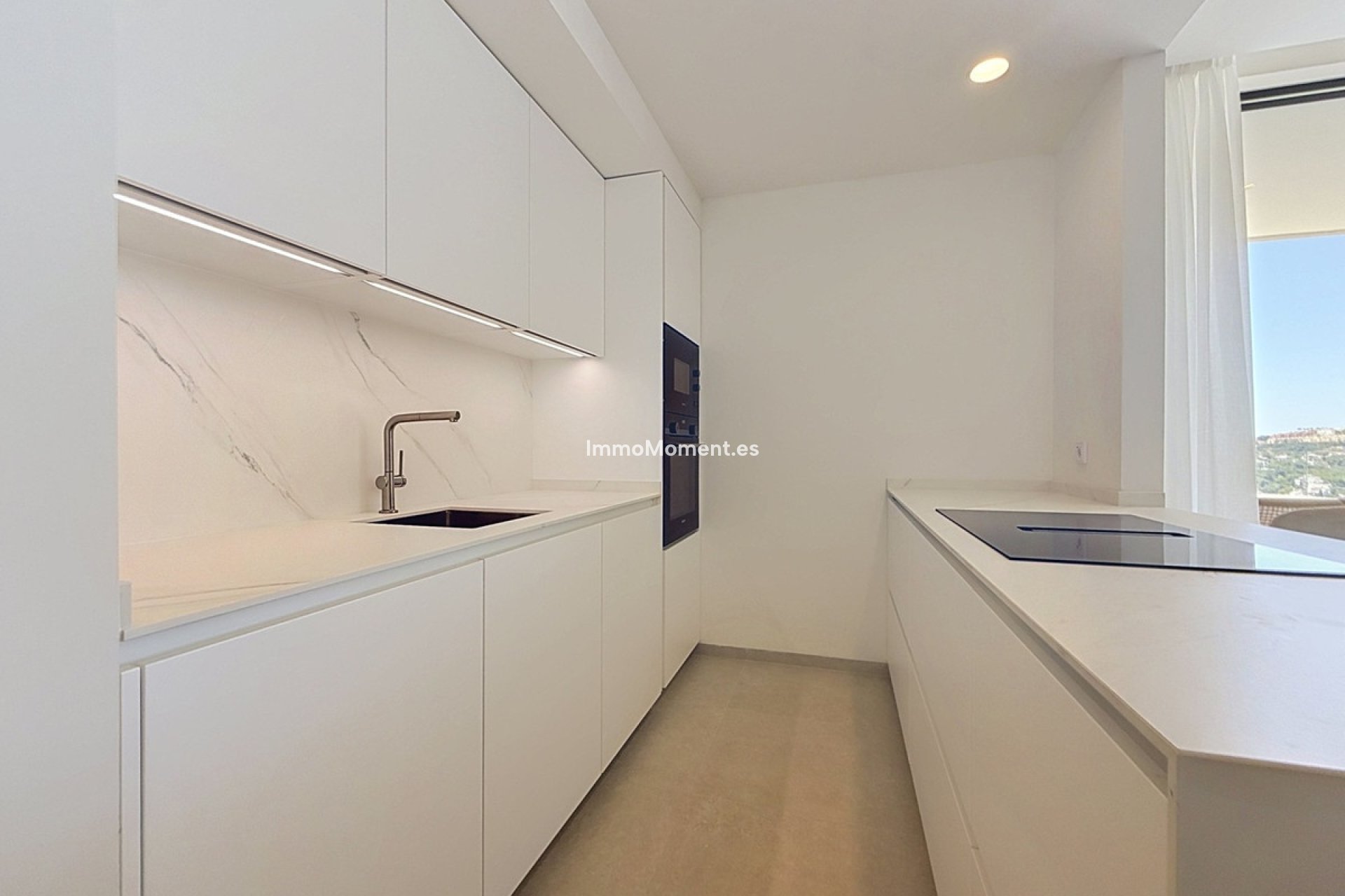 Resale - Apartment - Benahavís - Benahavís Centro