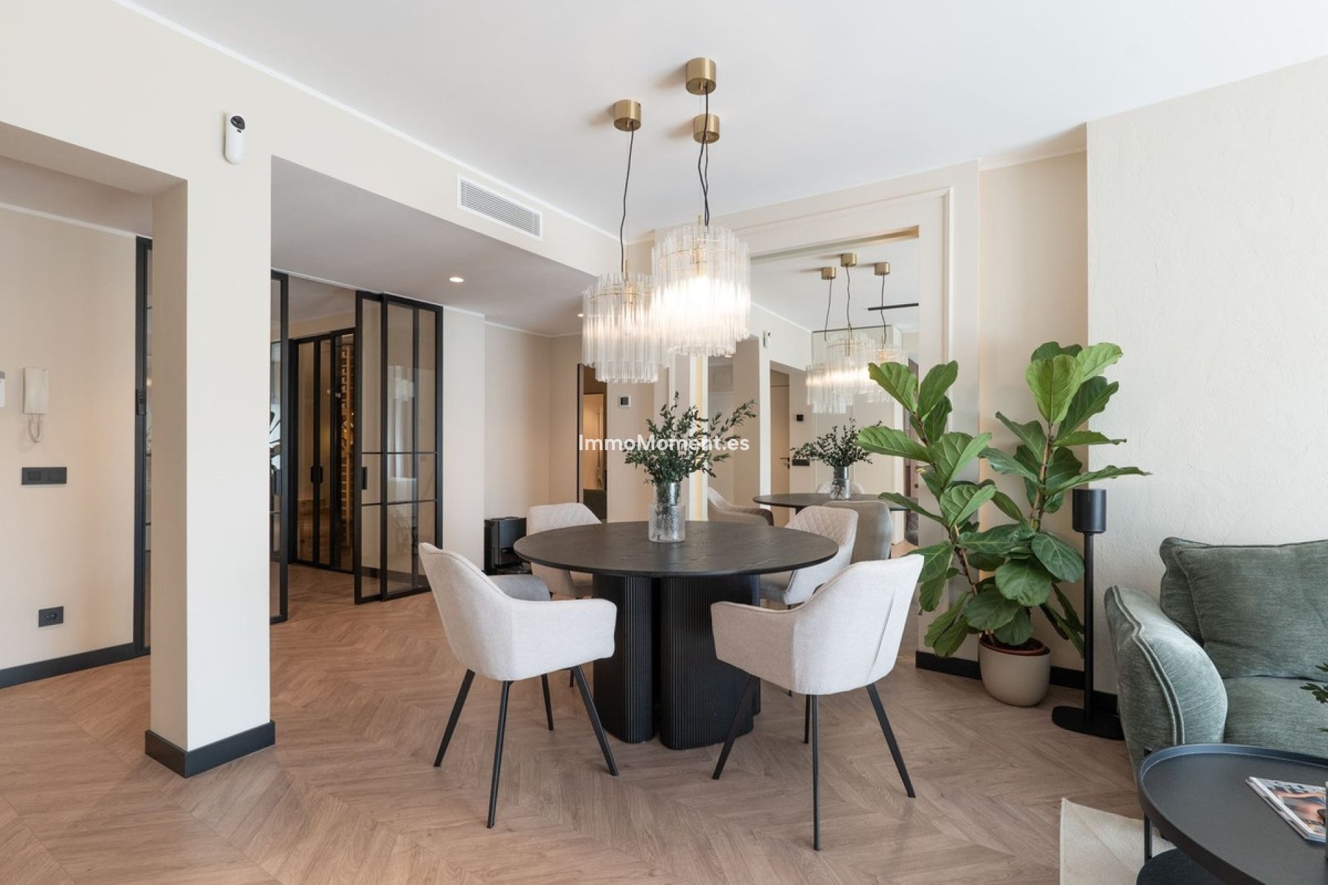 Resale - Apartment - Benahavís - Benahavís Centro