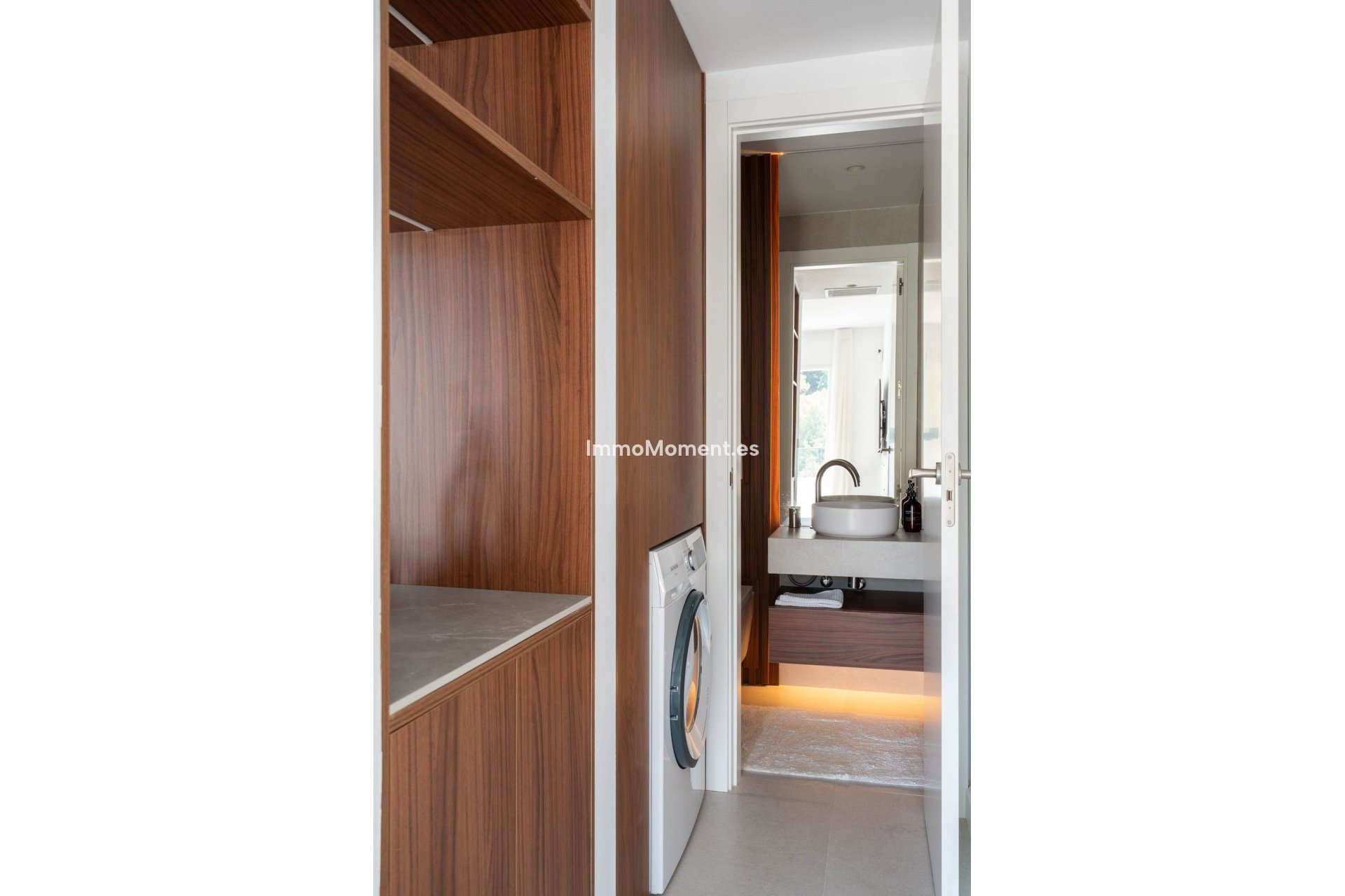 Resale - Apartment - Benahavís - Benahavís Centro