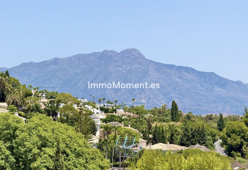 Resale - Apartment - Benahavís - Benahavís Centro